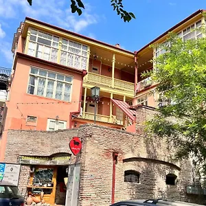 Old House Апартаменты